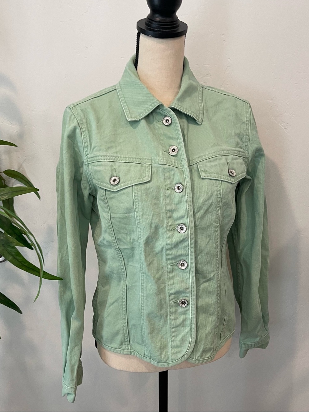 Vintage 90s Mint Green Women's DenimJacket  Classic Button Front Size M
